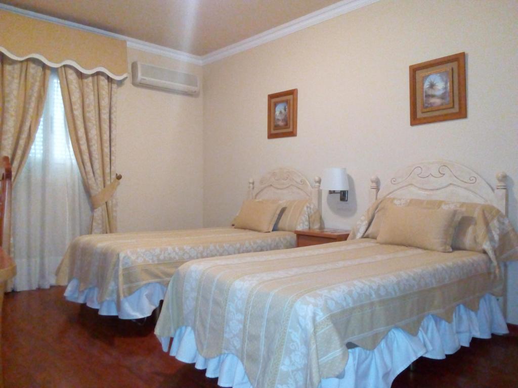 Hotel Victoria Zafra Kültér fotó